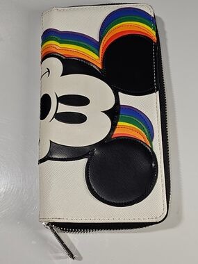 Loungefly Disney Mickey Mouse Rainbow Zip-Around Wallet Large White/Black